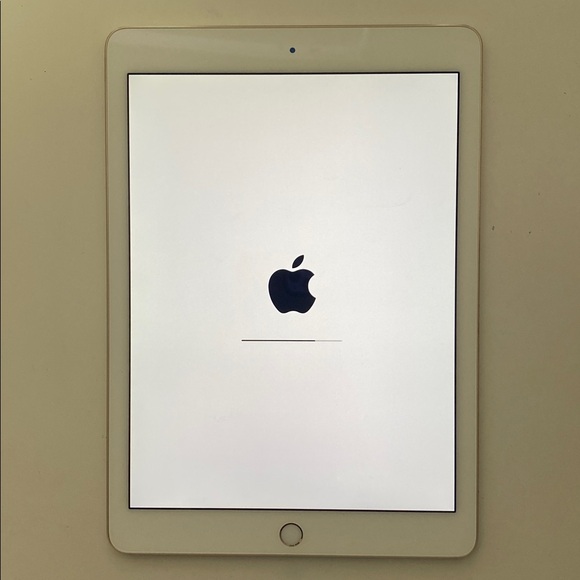 iPad Air 2 (64 GB) Gold - Picture 3 of 5